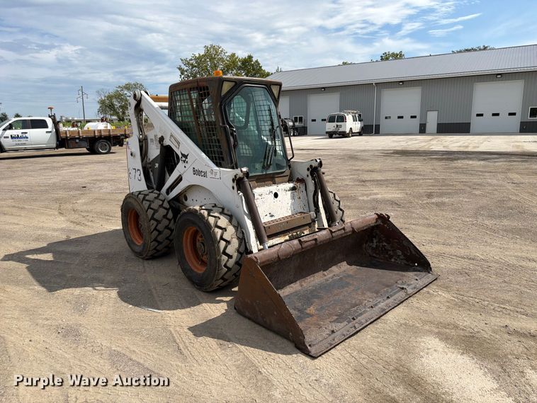 image for item FP3026 2002 Bobcat 873 skid steer loader