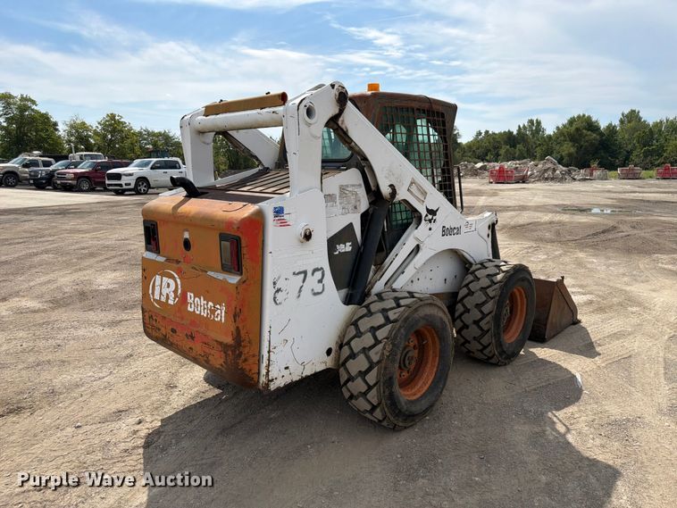 image for item FP3026 2002 Bobcat 873 skid steer loader
