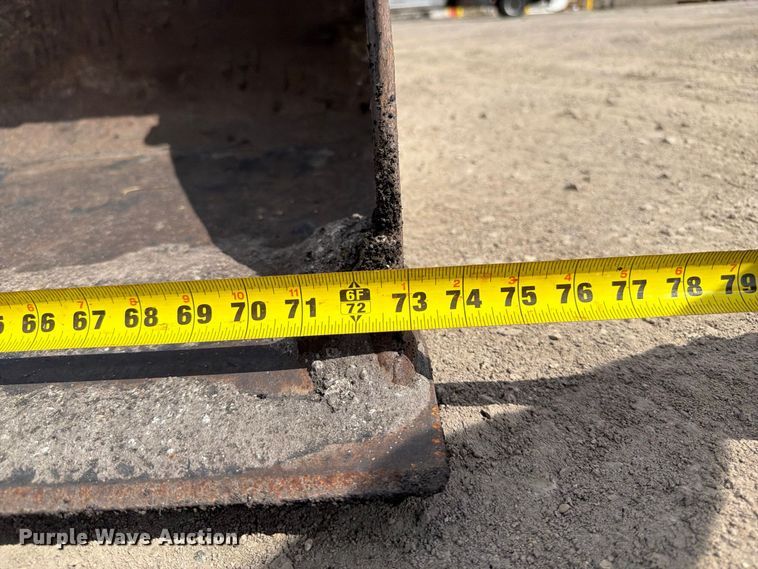 image for item FP3026 2002 Bobcat 873 skid steer loader
