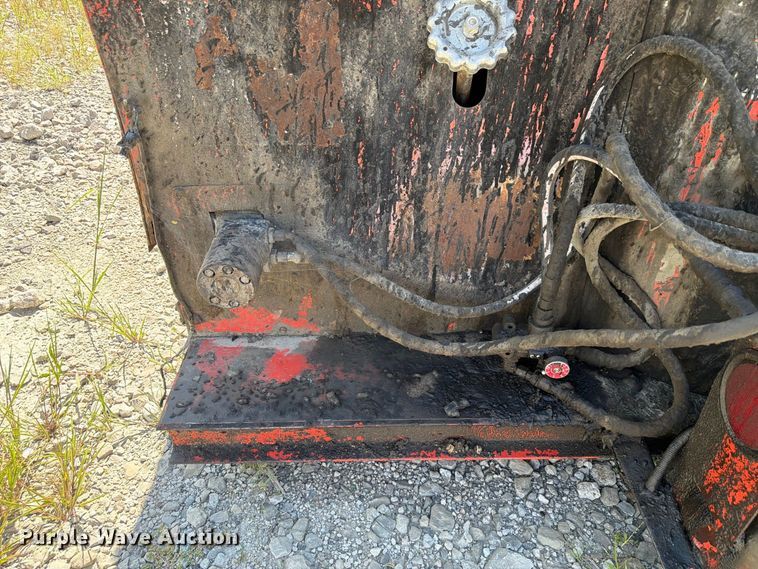 image for item FP3028 2009 Crafco EZ Pour 100D pothole patcher