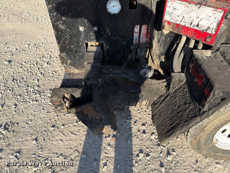 image for item FP3036 2009 CimLine 230DH pothole patcher