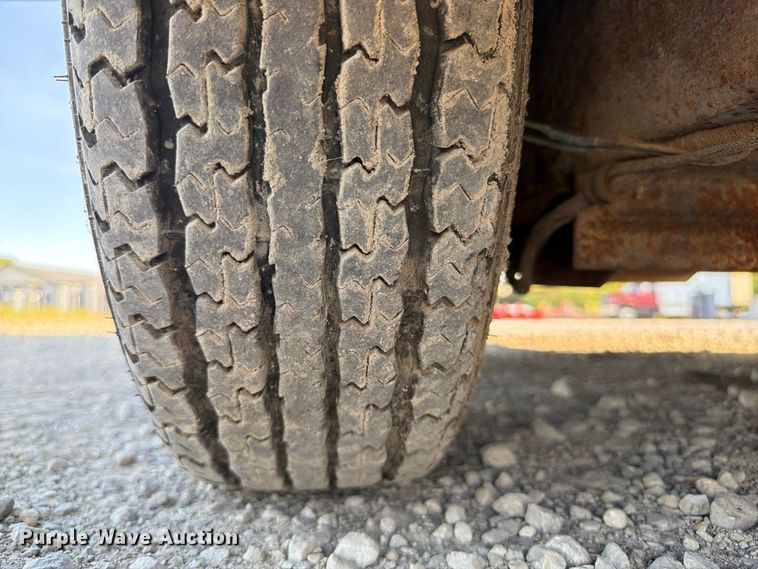 image for item FP3036 2009 CimLine 230DH pothole patcher