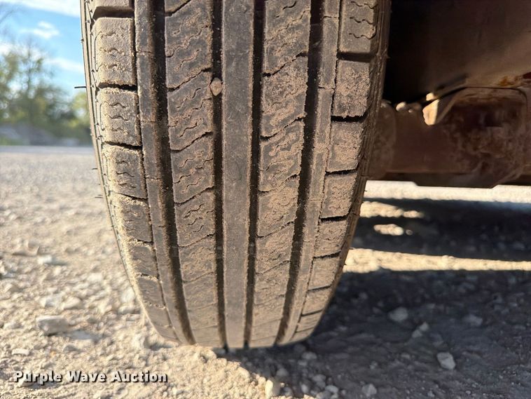 image for item FP3036 2009 CimLine 230DH pothole patcher