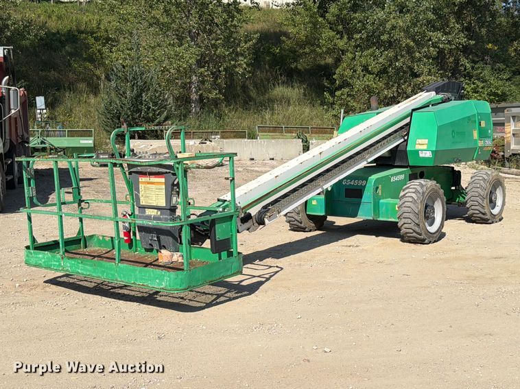 image for item FP3037 JLG 600S boom lift