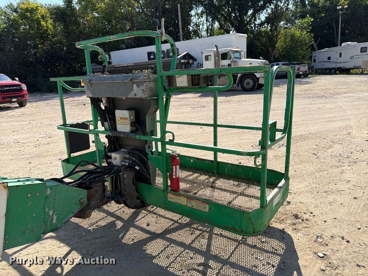 image for item FP3037 JLG 600S boom lift