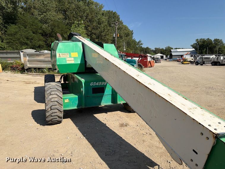 image for item FP3037 JLG 600S boom lift