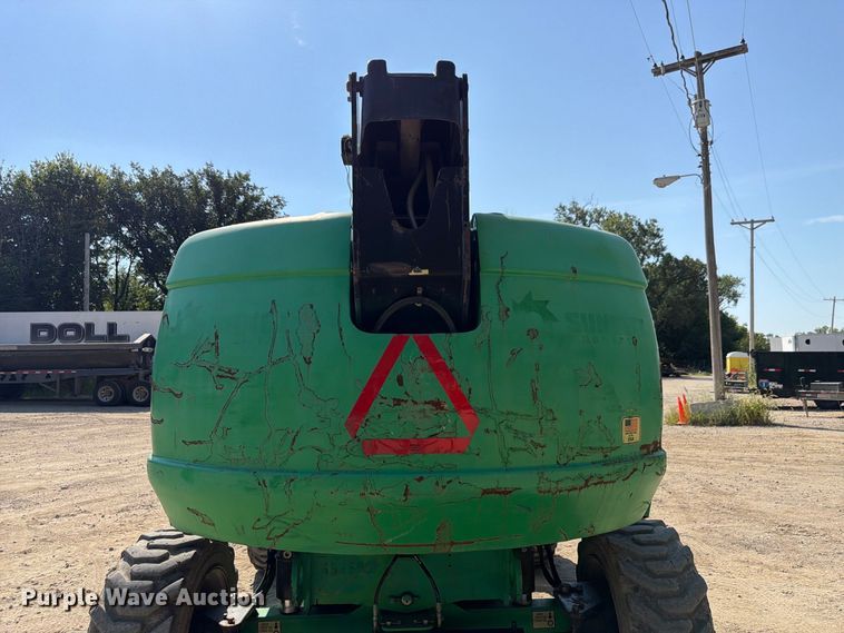 image for item FP3037 JLG 600S boom lift