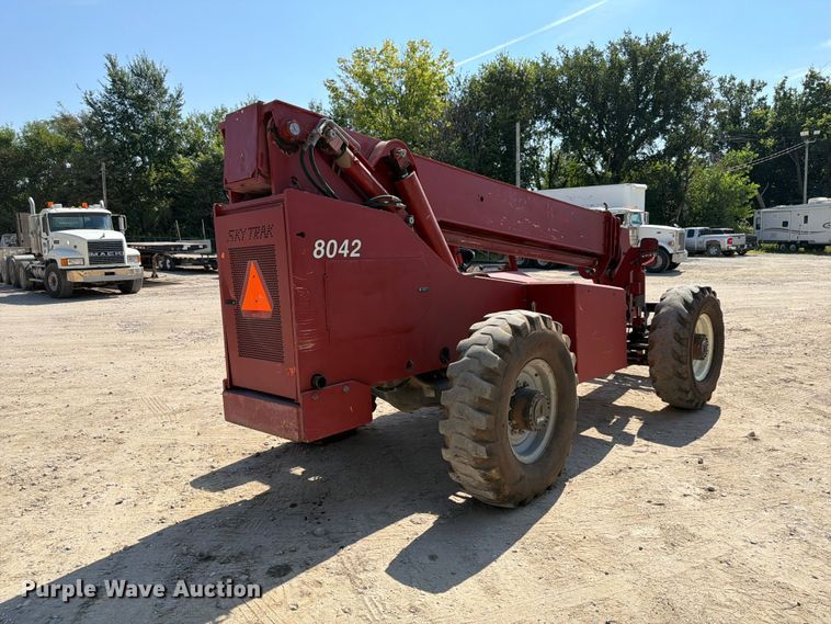 image for item FP3038 1996 Skytrak 8042 telehandler