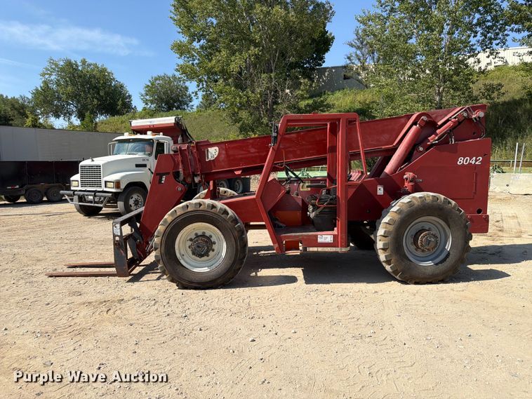 image for item FP3038 1996 Skytrak 8042 telehandler