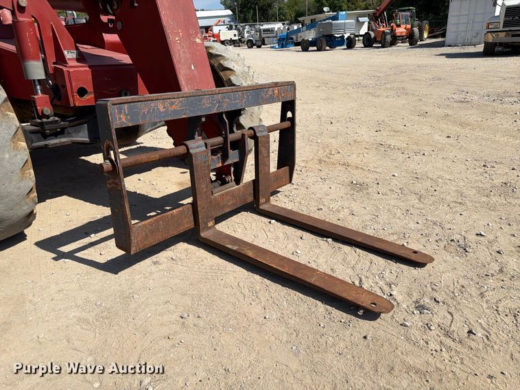 image for item FP3038 1996 Skytrak 8042 telehandler