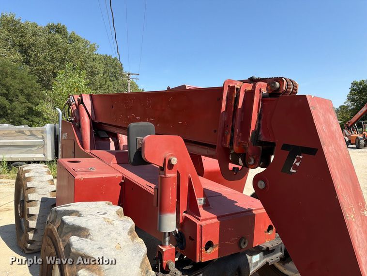 image for item FP3038 1996 Skytrak 8042 telehandler