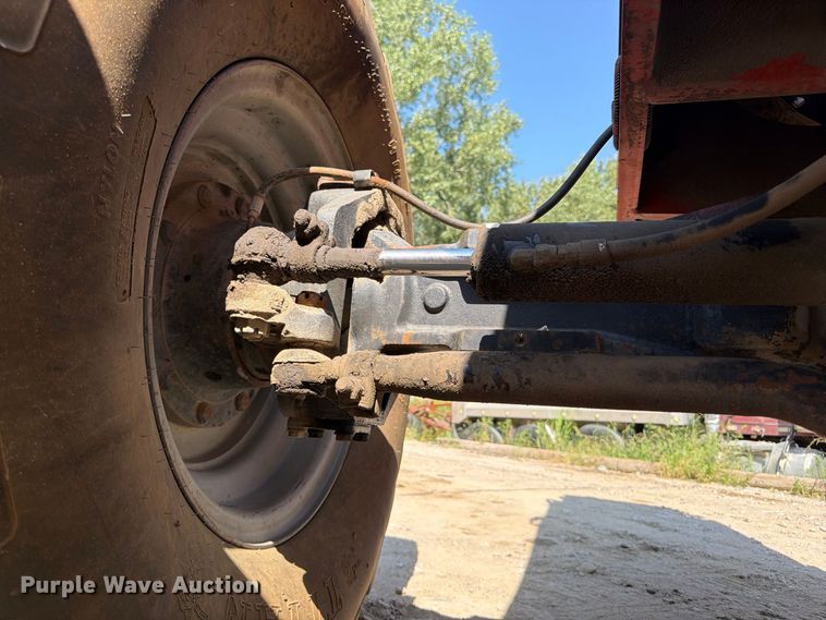 image for item FP3038 1996 Skytrak 8042 telehandler