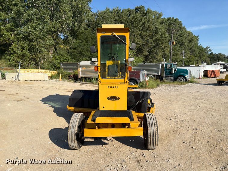 image for item FP3039 Waldon Sweep Master 250 broom