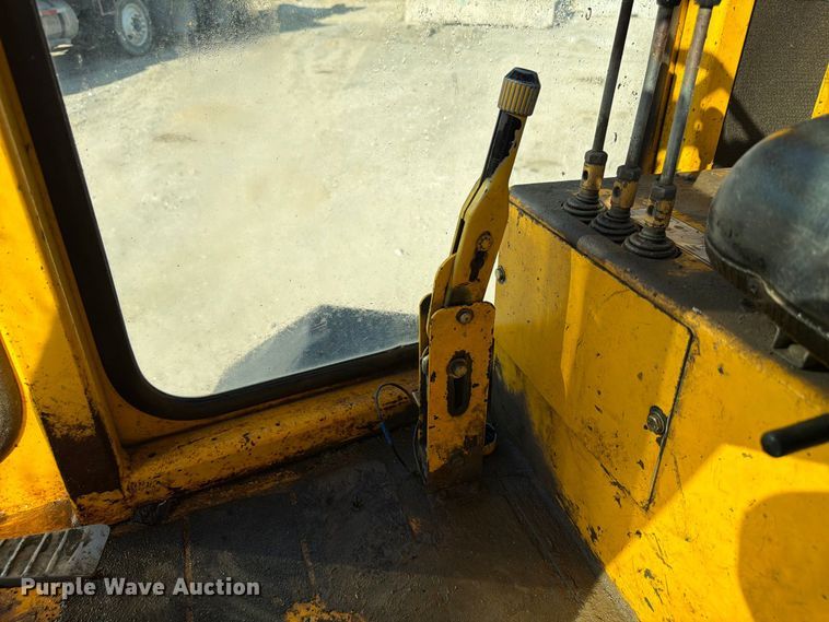 image for item FP3039 Waldon Sweep Master 250 broom