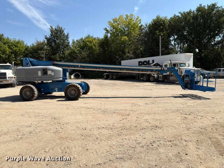 image for item FP3040 2008 Genie S-85 boom lift