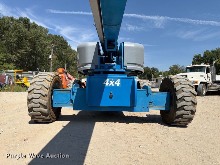 image for item FP3040 2008 Genie S-85 boom lift