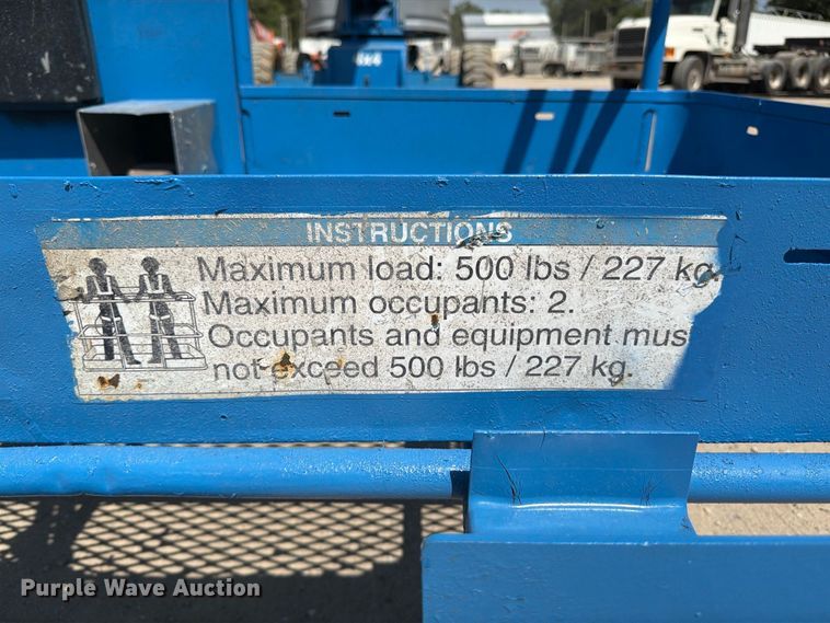 image for item FP3040 2008 Genie S-85 boom lift