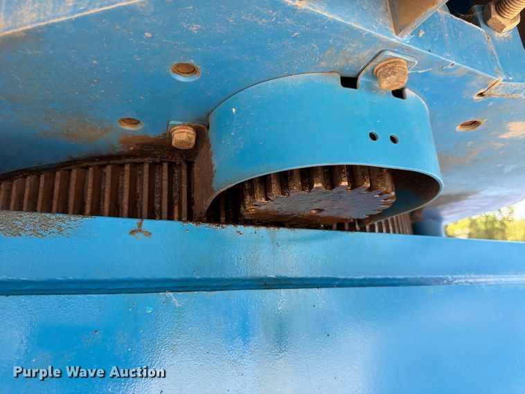 image for item FP3040 2008 Genie S-85 boom lift