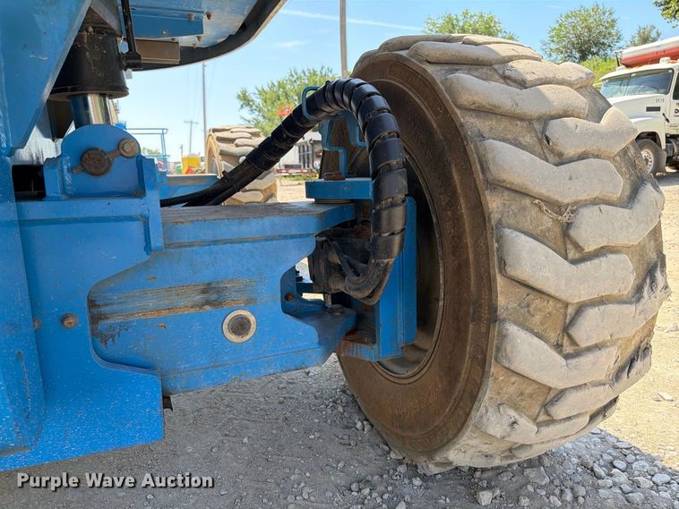 image for item FP3040 2008 Genie S-85 boom lift