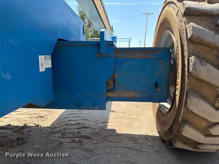 image for item FP3040 2008 Genie S-85 boom lift