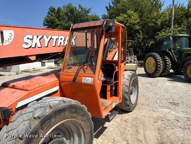 image for item FP3042 2014 JLG 8042 telehandler