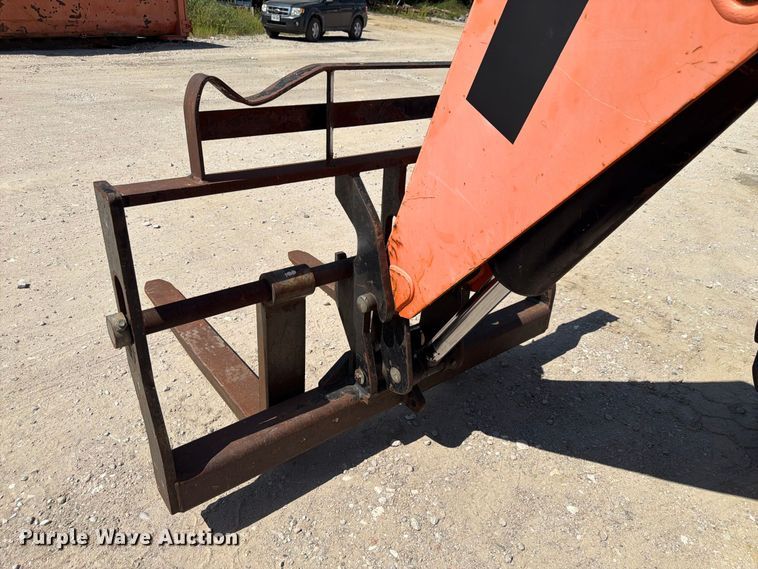 image for item FP3042 2014 JLG 8042 telehandler