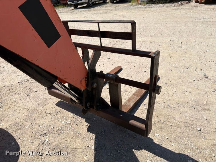 image for item FP3042 2014 JLG 8042 telehandler
