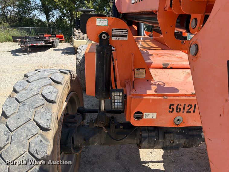 image for item FP3042 2014 JLG 8042 telehandler