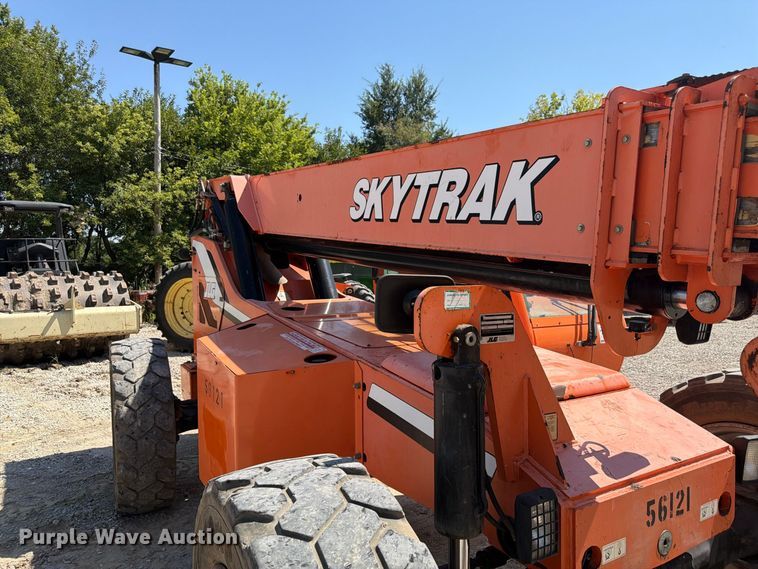 image for item FP3042 2014 JLG 8042 telehandler