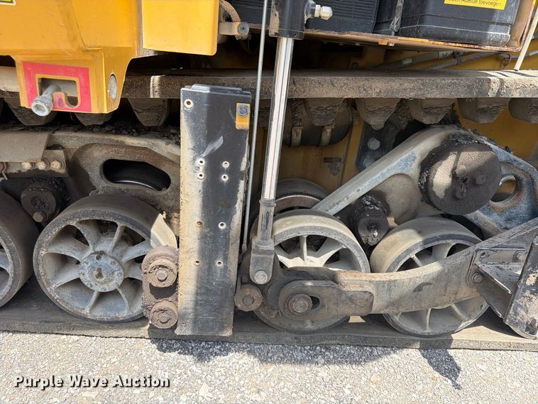 image for item FP4035 2016 Caterpillar AP655F paver