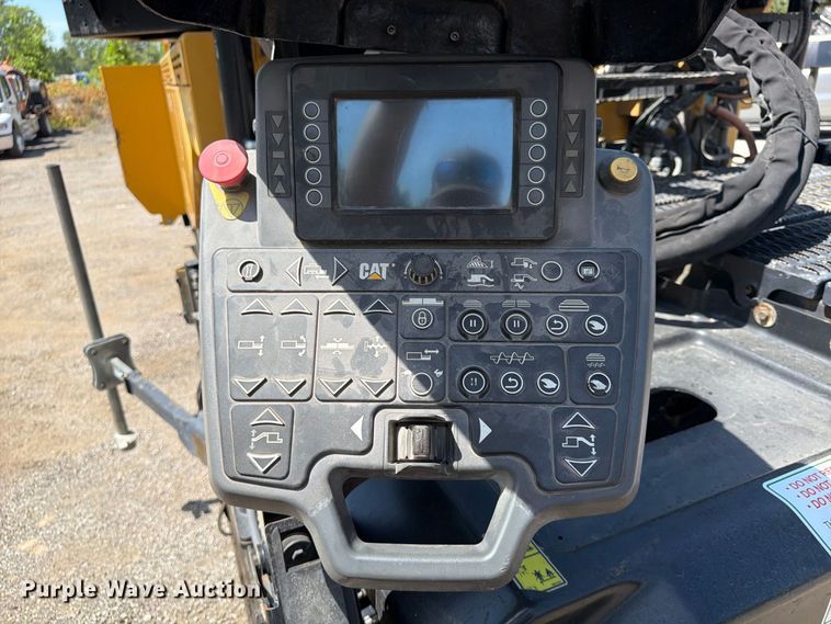 image for item FP4035 2016 Caterpillar AP655F paver