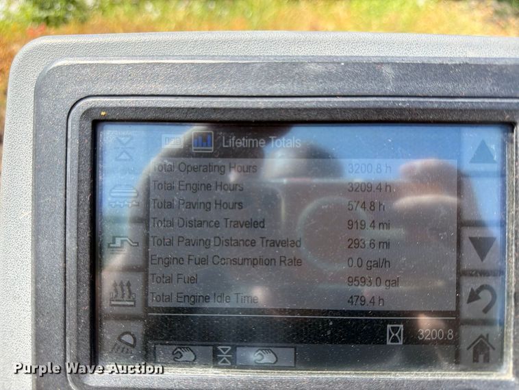 image for item FP4035 2016 Caterpillar AP655F paver