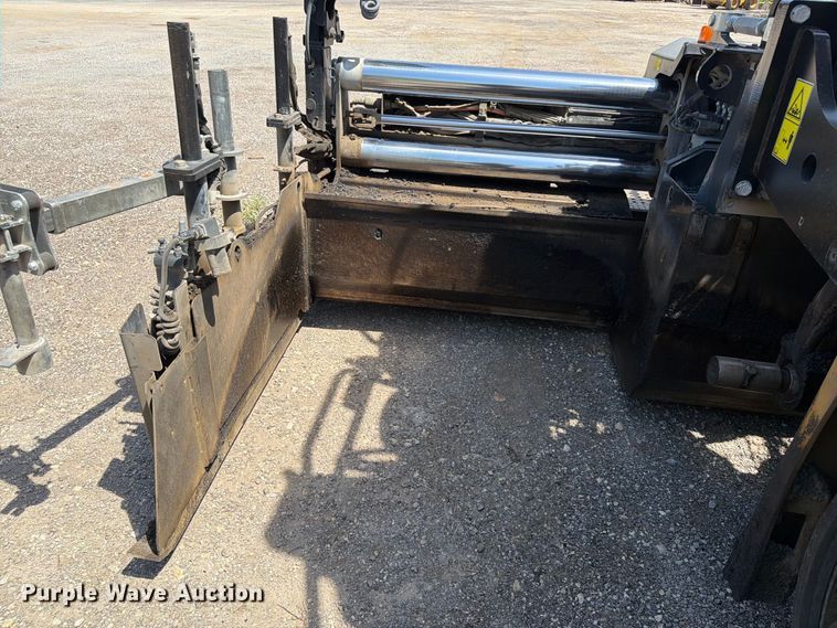 image for item FP4035 2016 Caterpillar AP655F paver