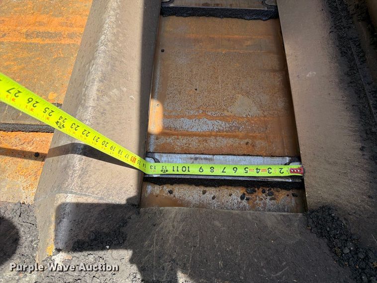 image for item FP4035 2016 Caterpillar AP655F paver