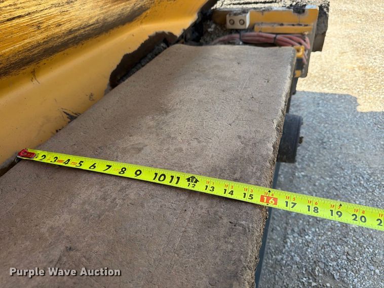 image for item FP4035 2016 Caterpillar AP655F paver