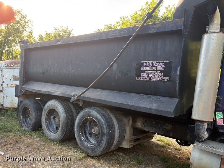 image for item FP4036 1996 Ford LTL9000 dump truck