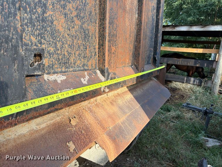 image for item FP4036 1996 Ford LTL9000 dump truck