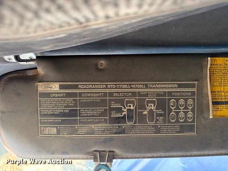 image for item FP4036 1996 Ford LTL9000 dump truck