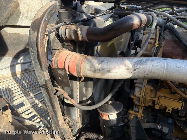 image for item FP4036 1996 Ford LTL9000 dump truck