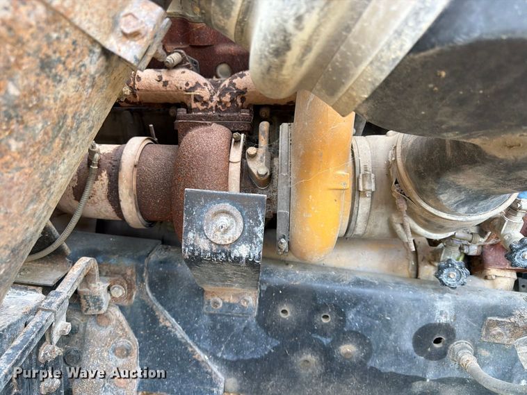 image for item FP4036 1996 Ford LTL9000 dump truck