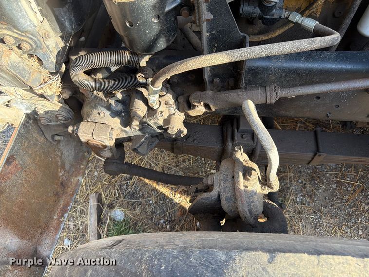 image for item FP4036 1996 Ford LTL9000 dump truck