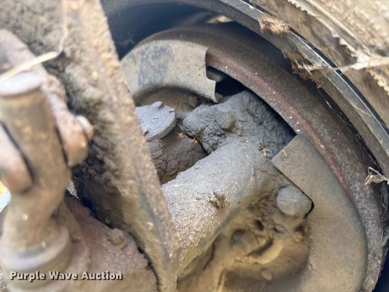 image for item FP4036 1996 Ford LTL9000 dump truck