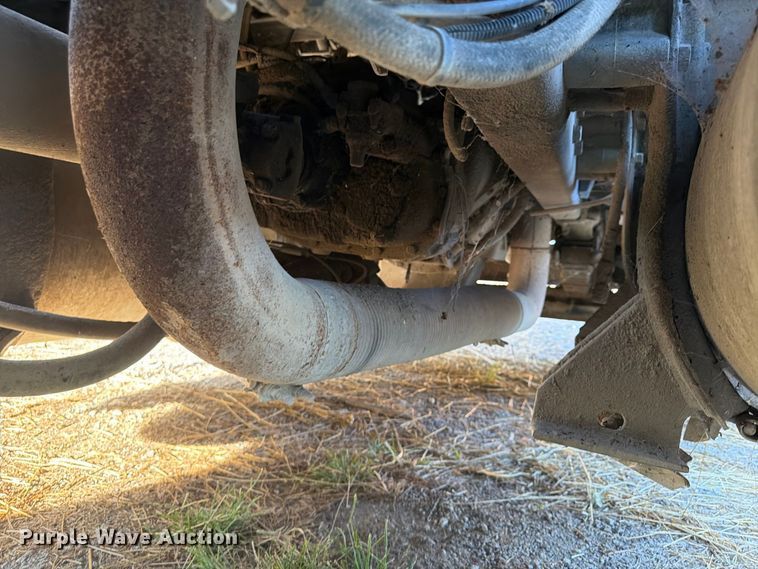 image for item FP4036 1996 Ford LTL9000 dump truck