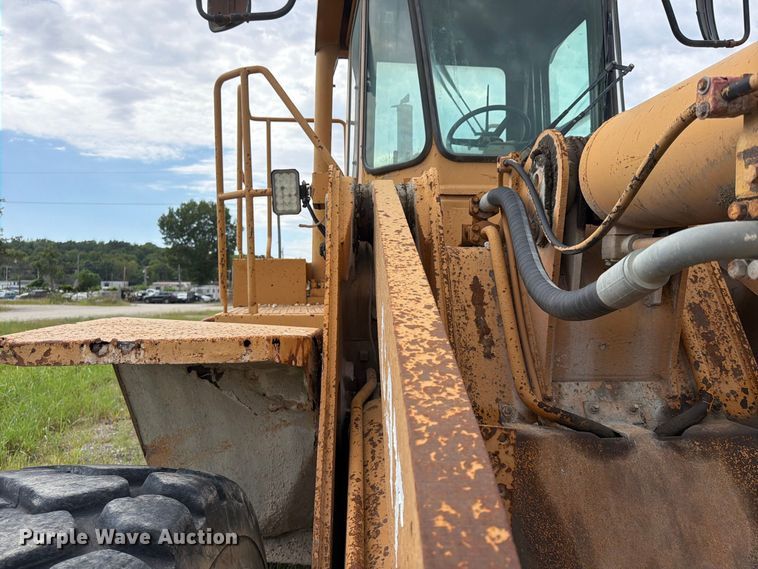 image for item FP4037 Caterpillar 966D wheel loader