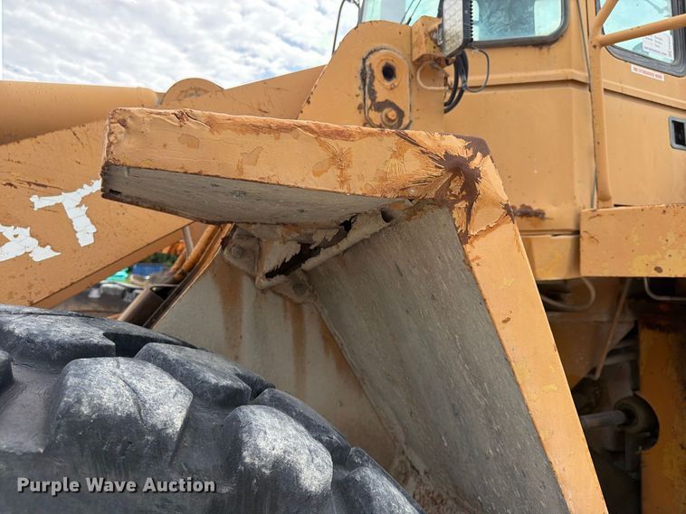 image for item FP4037 Caterpillar 966D wheel loader
