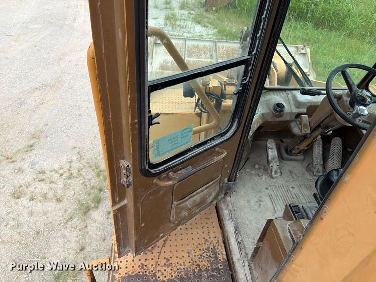 image for item FP4037 Caterpillar 966D wheel loader