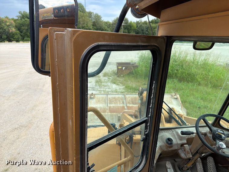 image for item FP4037 Caterpillar 966D wheel loader