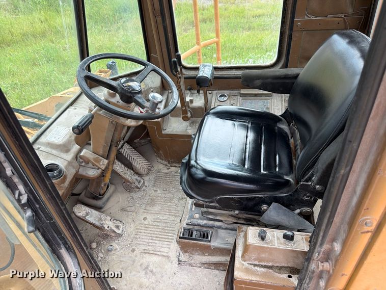 image for item FP4037 Caterpillar 966D wheel loader