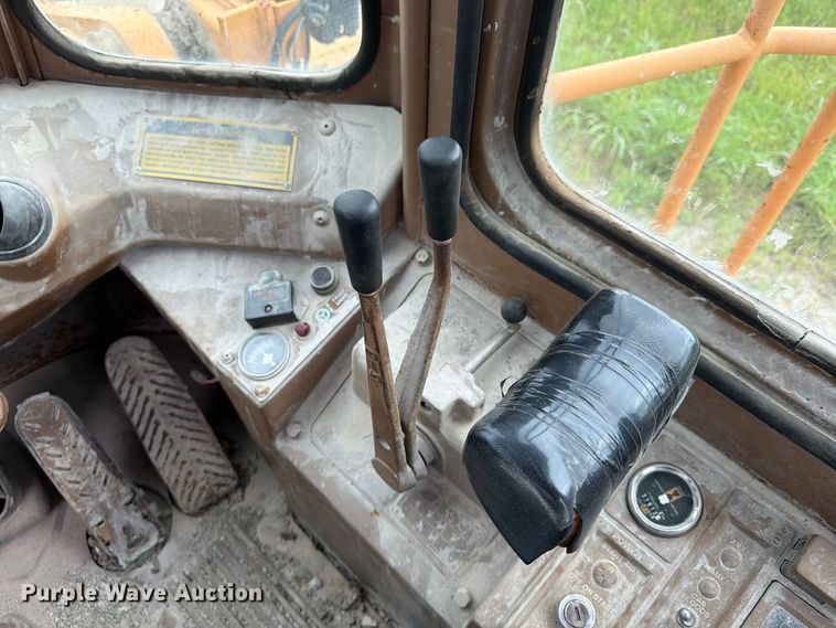 image for item FP4037 Caterpillar 966D wheel loader