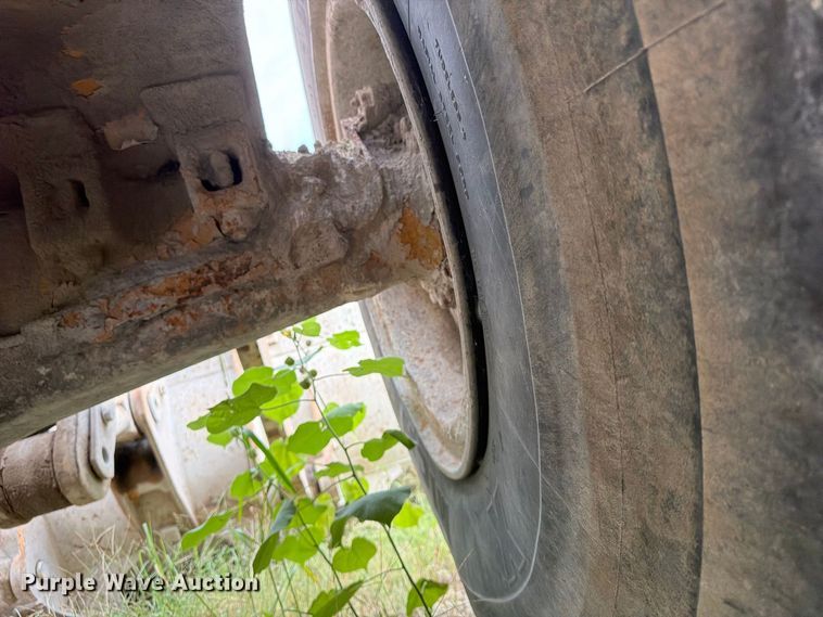 image for item FP4037 Caterpillar 966D wheel loader
